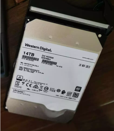 西數(shù)14T sata WUH721414ALE6L4企業(yè)級機械硬盤